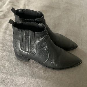 Western ankle boots - Marc Fisher